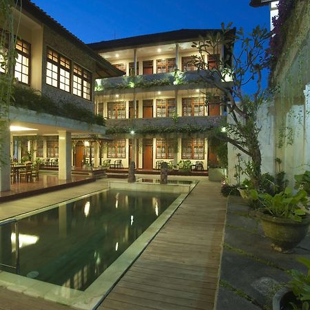 Catur Adi Putra Hotel Denpasar Dış mekan fotoğraf